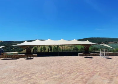 Carpa tensada permanente con de 450 metros cuadrados