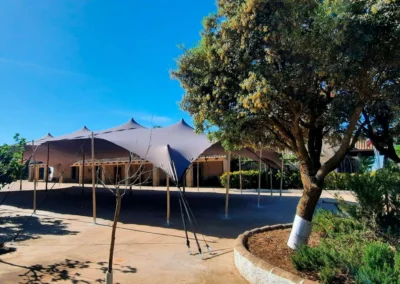 carpa tensada exterior
