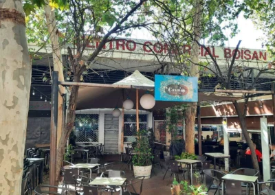 Montaje tipo toldo para terraza de bar