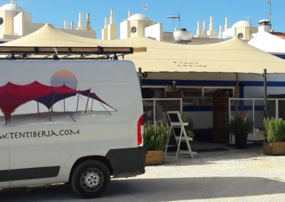 Montando carpa beduina peromanente