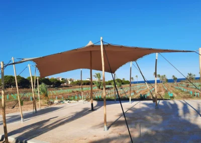 Toldo Permanente En tierra sembrada